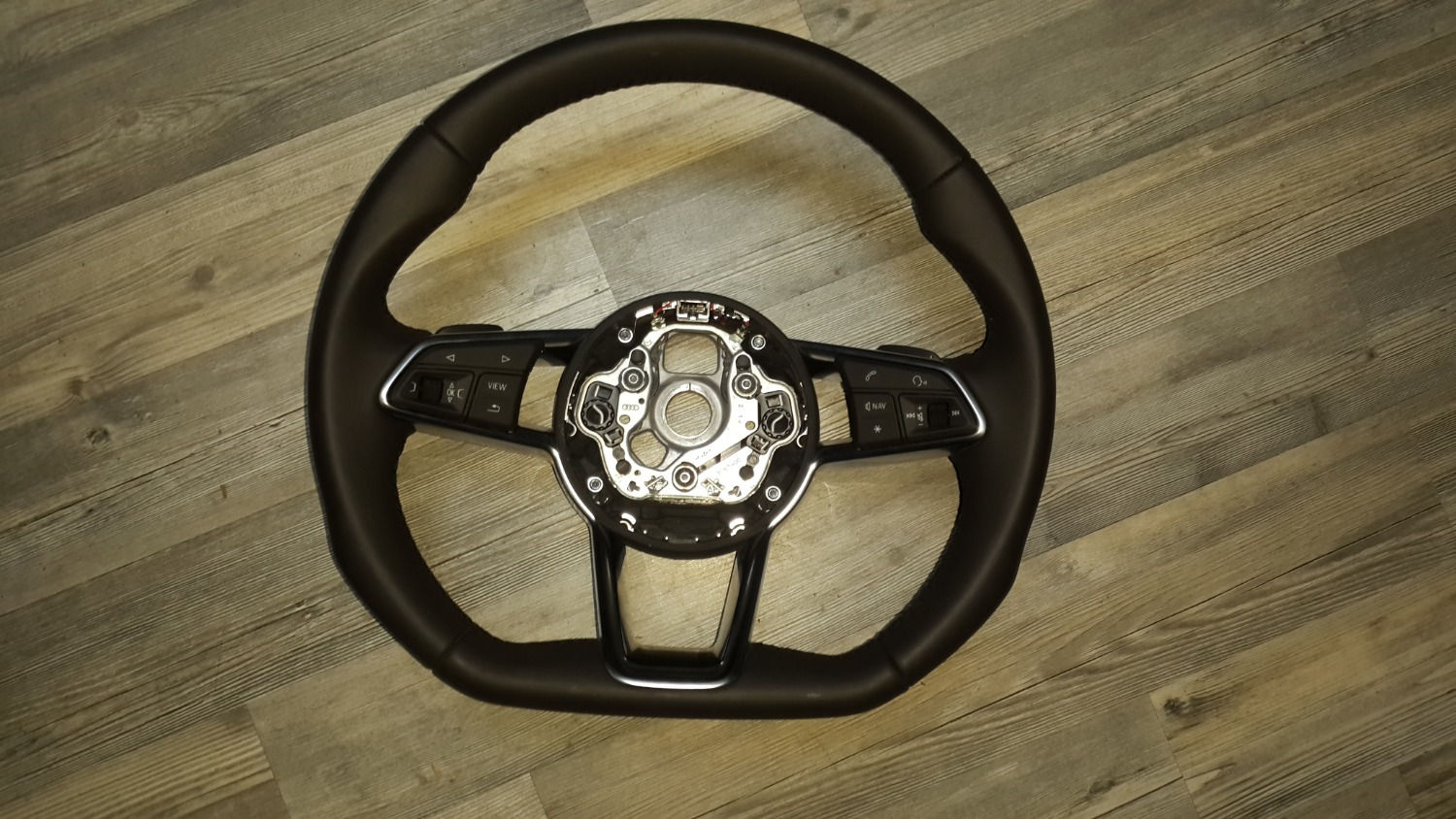 AUDİ A4 A5 S LİNE DİREKSİYON SİMİDİ ÇAĞRI OTO MASLAK