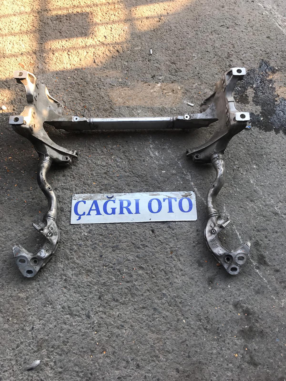 4M0399315L AUDİ Q7 MOTOR TRAVERSİ 2016-2019 ÇAĞRI OTO MASLAK