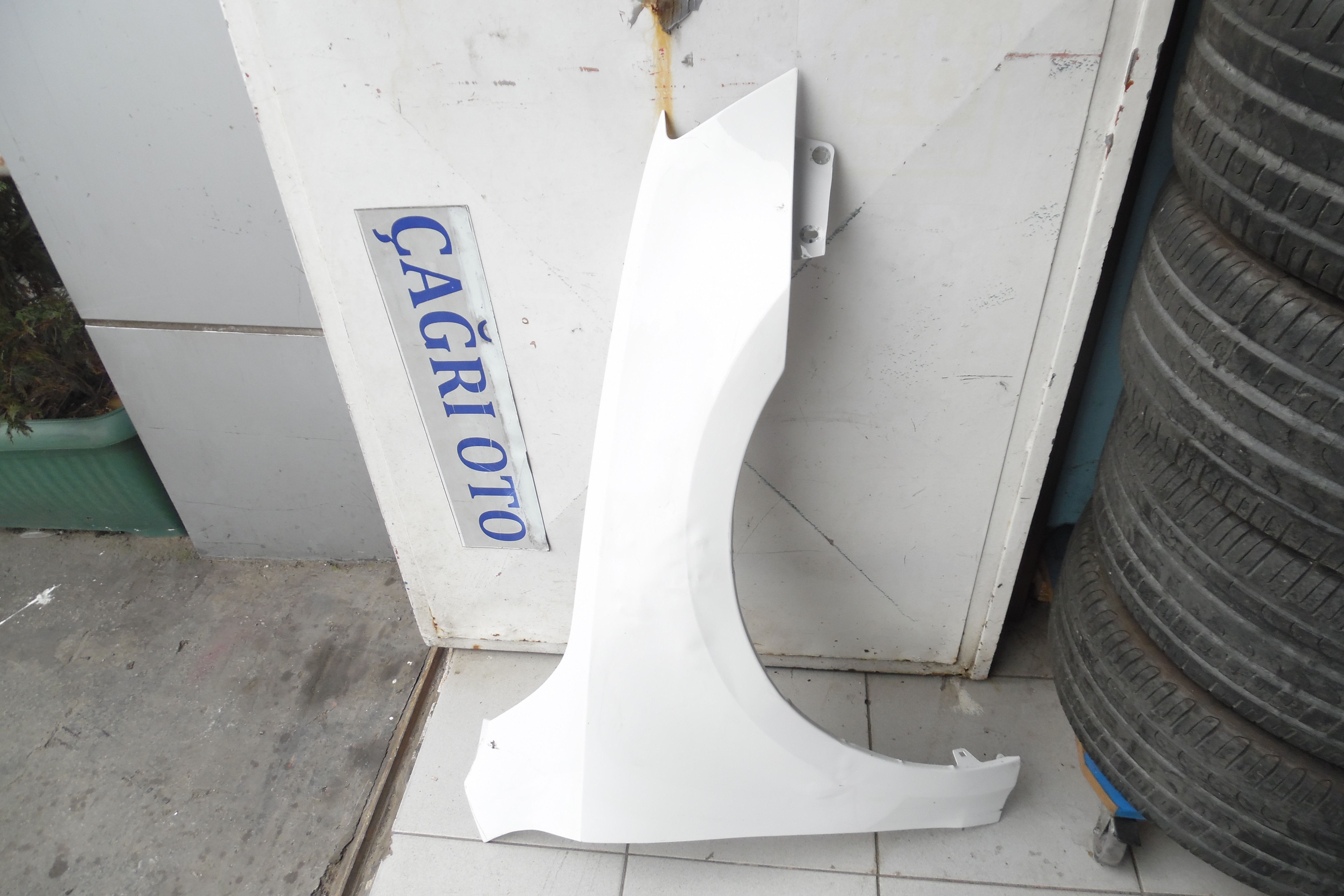 OCTAVİA SAĞ ÖN ÇAMURLUK