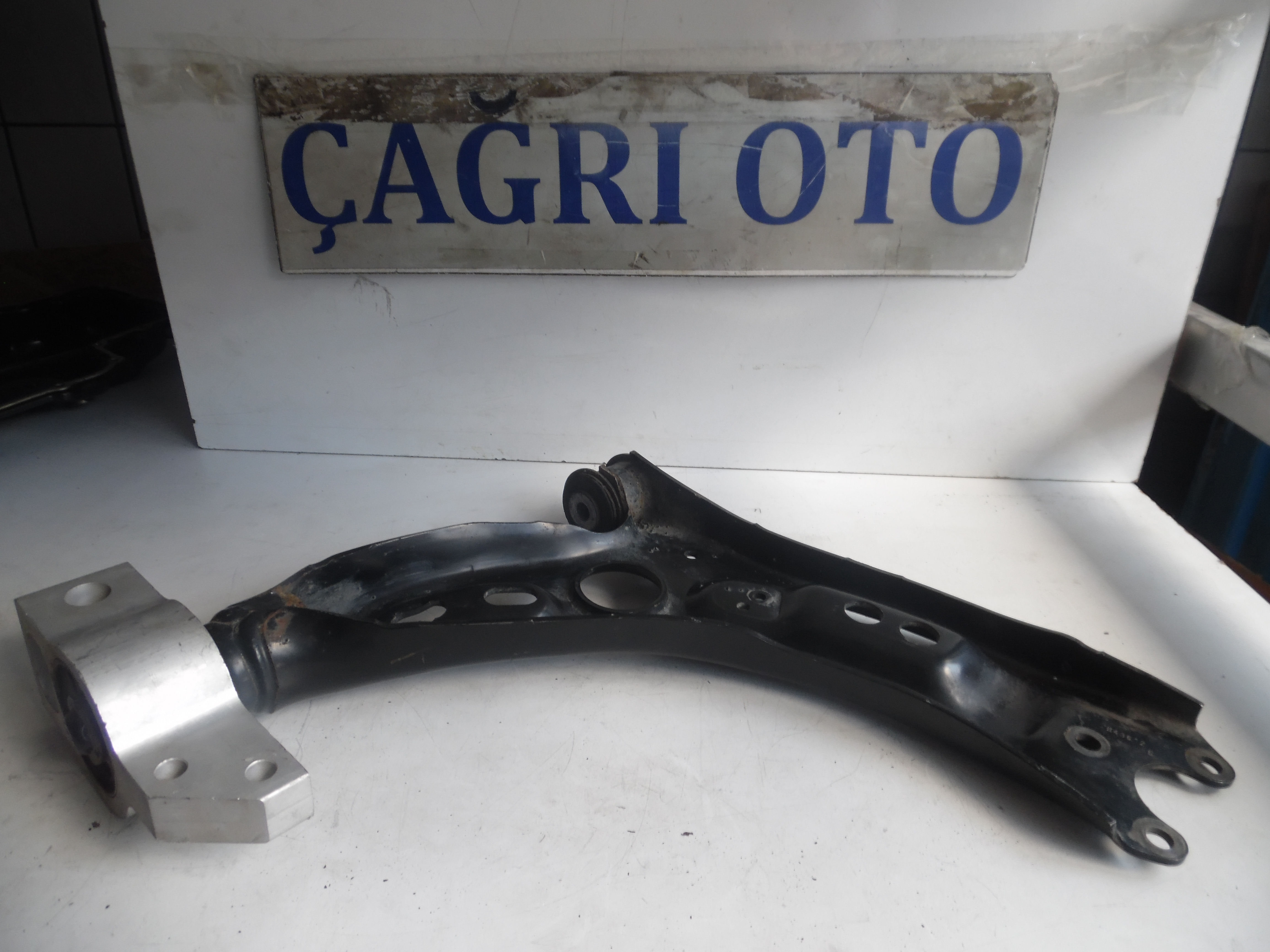 1K0407165C VOLKSWAGEN GOLF TİGUAN SALINCAK ÇAĞRI OTO MASLAK