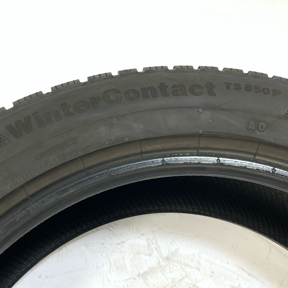 Miniaturbild: 1x 235/50 R19 99V Continental WinterContact TS850P DOTxx19 Profil 4mm Winterreif