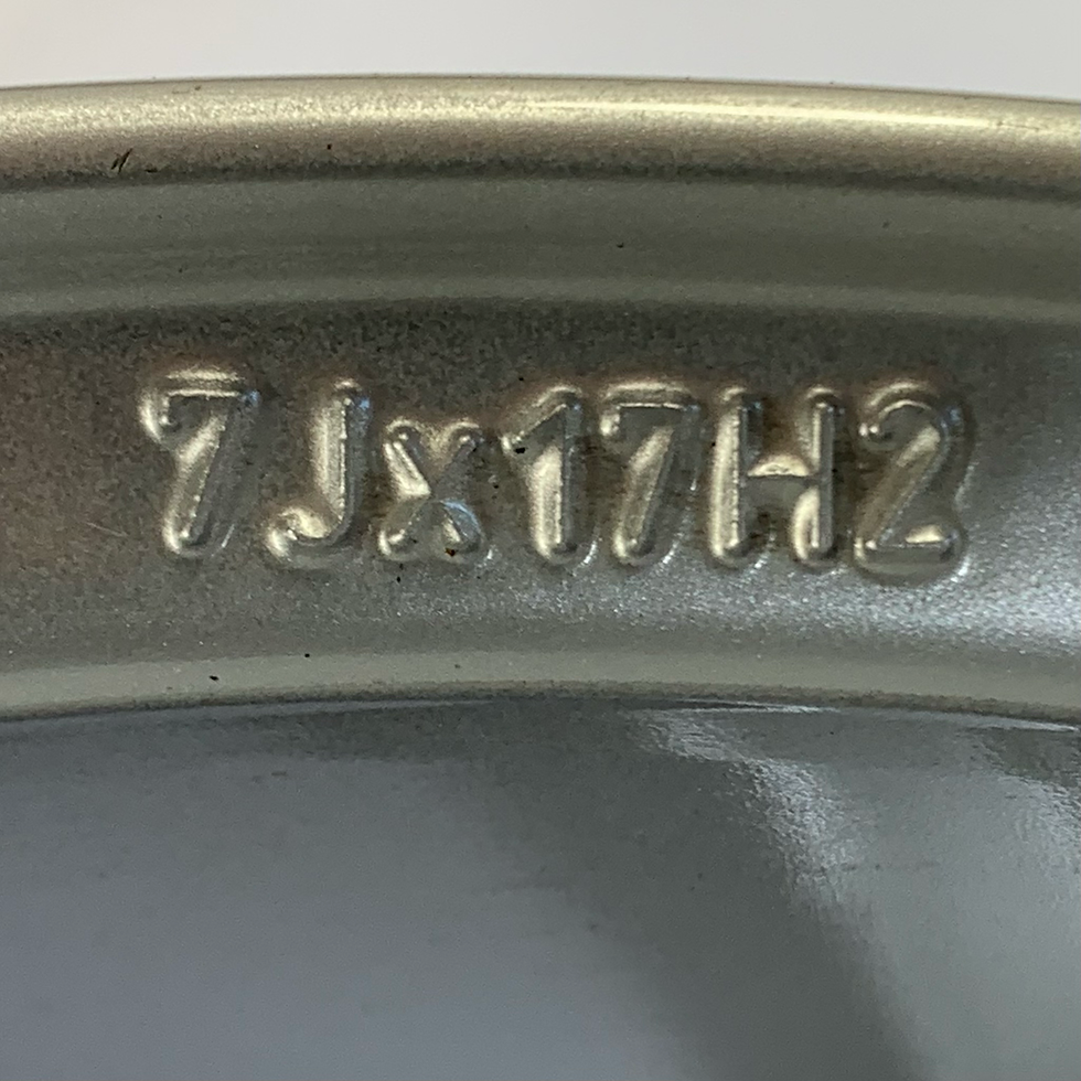 Miniaturbild: Alufelge Dezent 7Jx17 Zoll ET49 LK5x112 124R001760 KBA53207