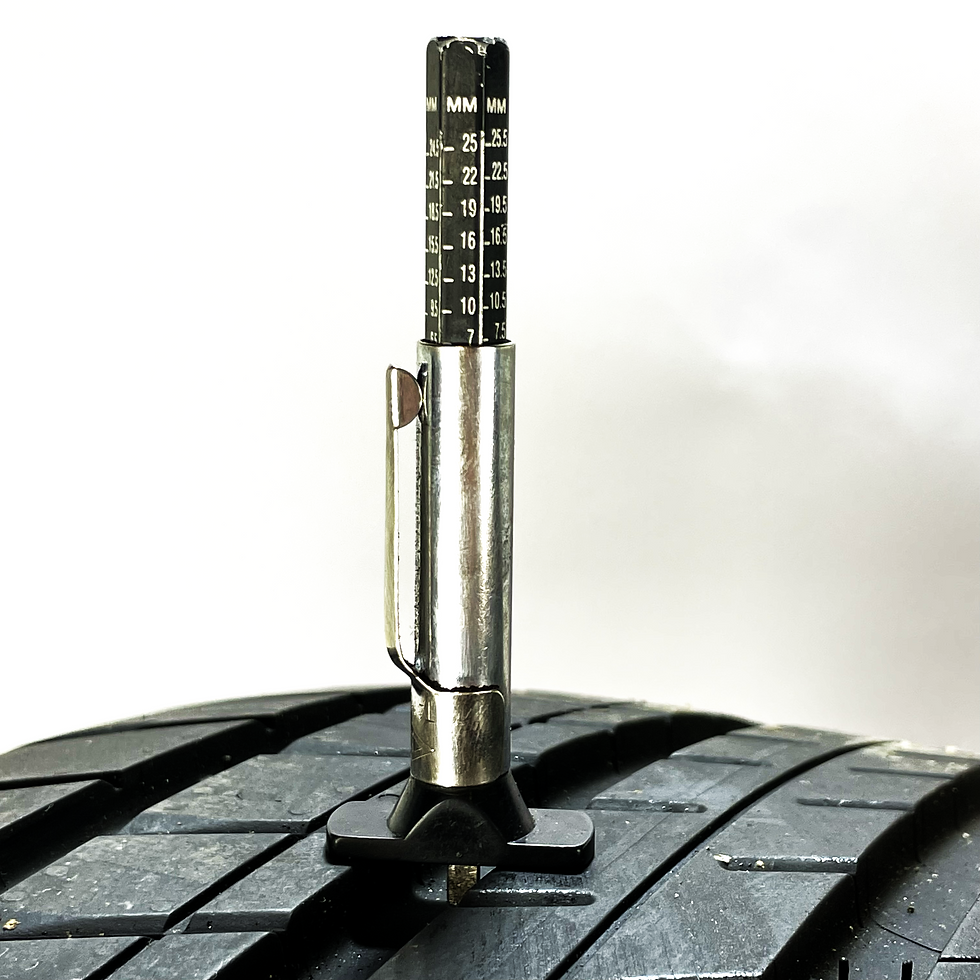 Miniaturbild: 2x 255/45 R20 111W MICHELIN DOT2019 Profil 7 mm LATITUDE Sport 3