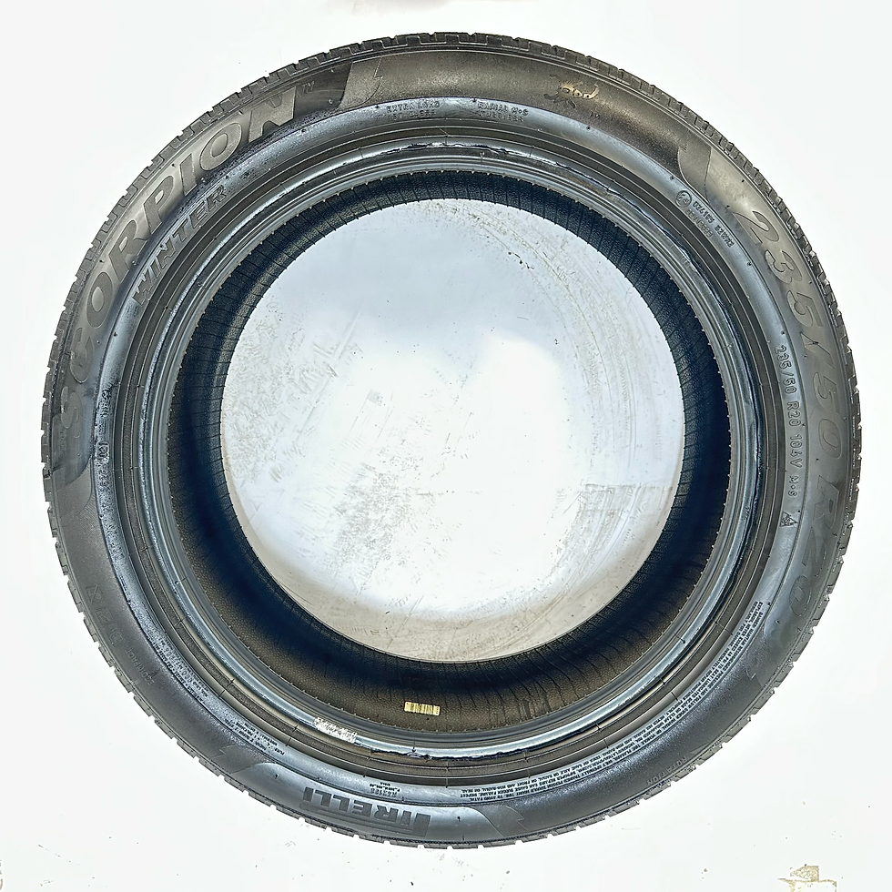 Miniaturbild: 2x 235/50 R20 104V Pirelli DOT2021 Profil 4-3-4-3 mm Scorpion Winter