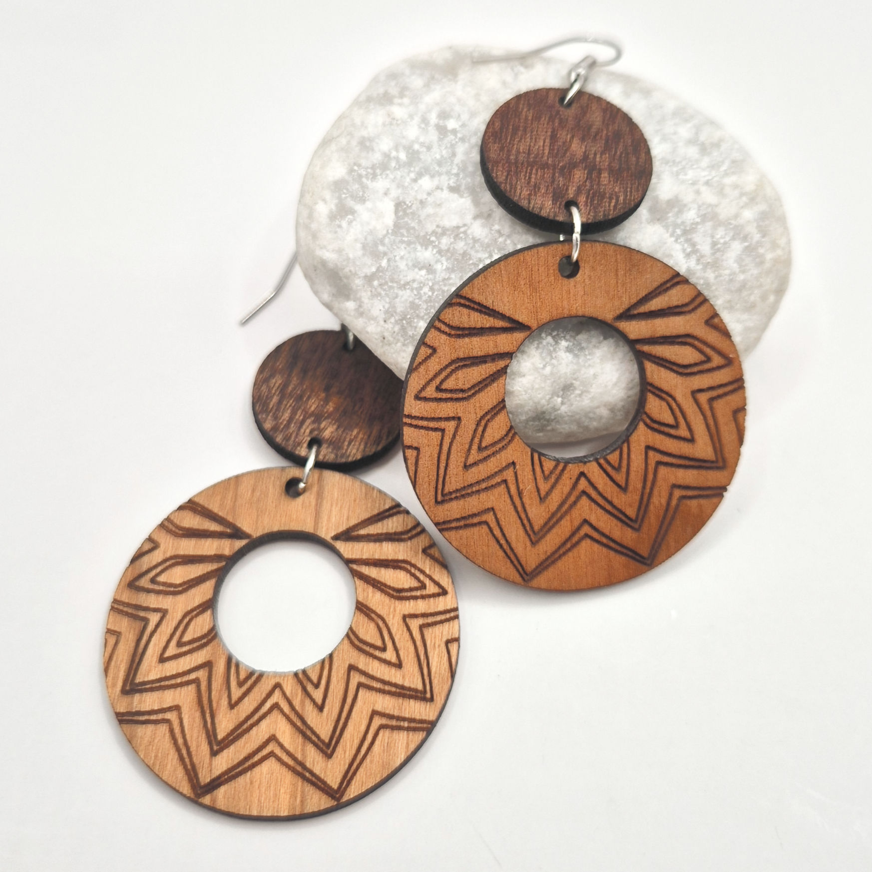 Maaya, boucles d'oreilles en bois, 2 essences