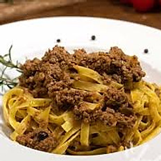 Tagliatelle di pasta fresca