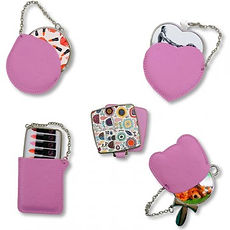 estuche-de-cuero-rosa-con-espejo.jpg