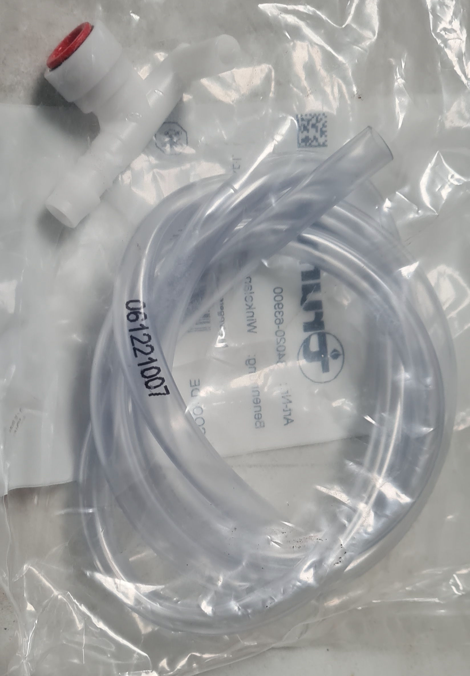 Truma Ultrastore Rapid GB Elbow Fitting 10mm - 34020-63900