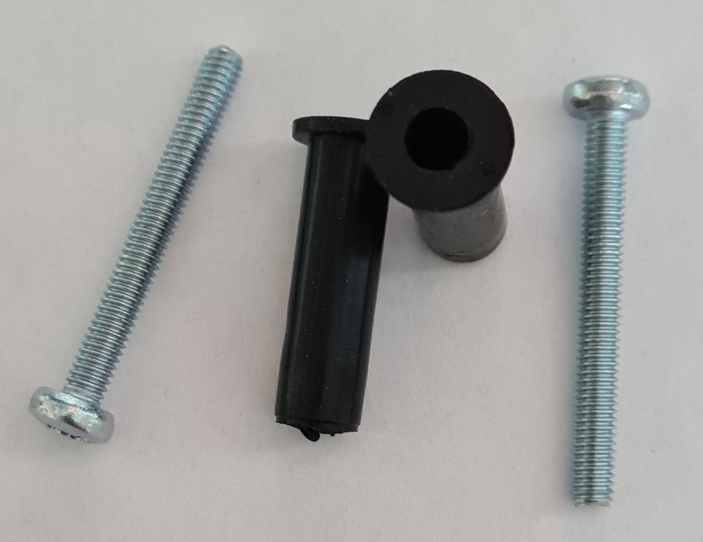 Rubber Cavity Fixing & Screw M4 x 35mm