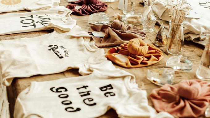  TRE' SORELLE: BABIES & MAMAS