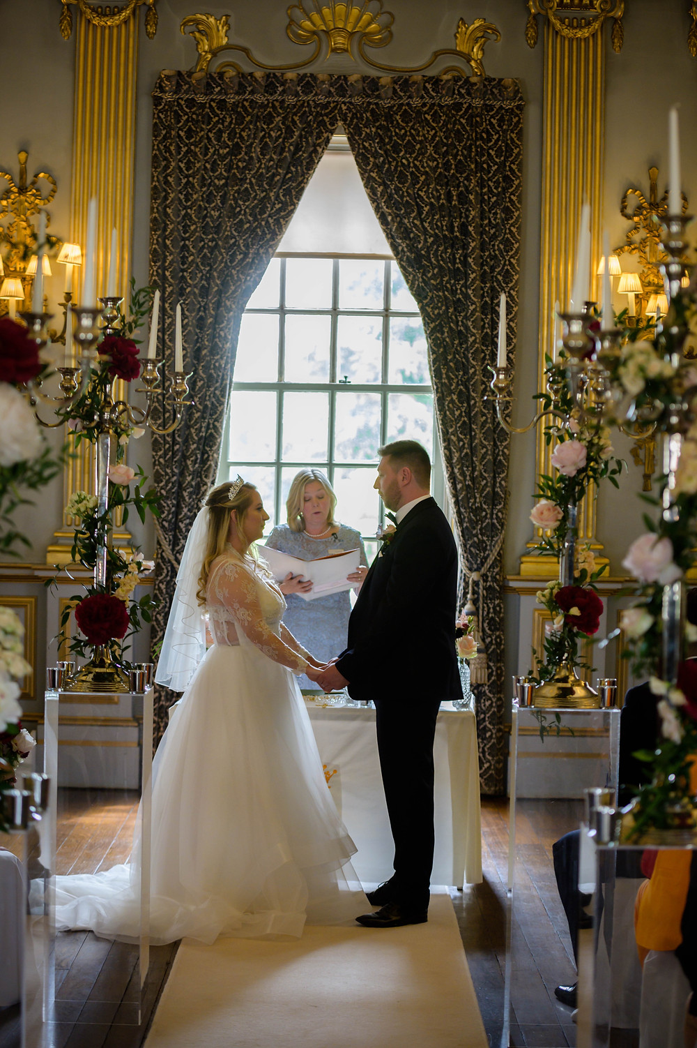 Lorraine Hull, wedding celebrant