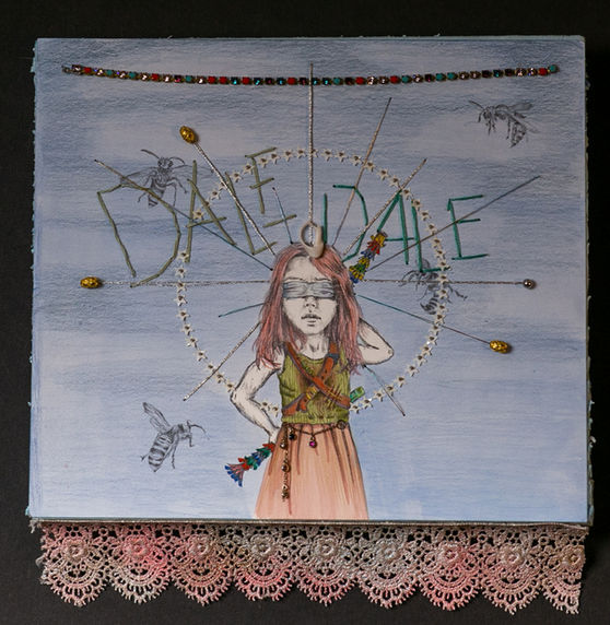 Dulce enjambre, giclée intervenido con técnica mixta y papel picado, 24x24 cm