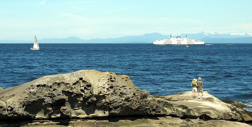 7 8-6-29 ferry from point.jpg