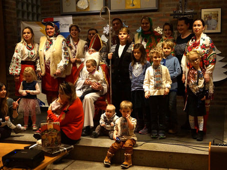 Школярі вітали Миколая