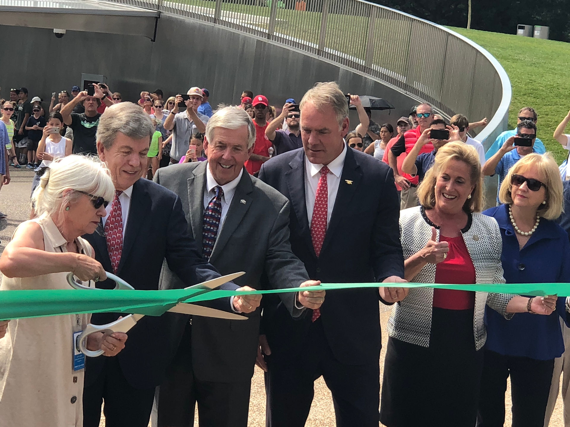 Gateway Arch ribbon cutting