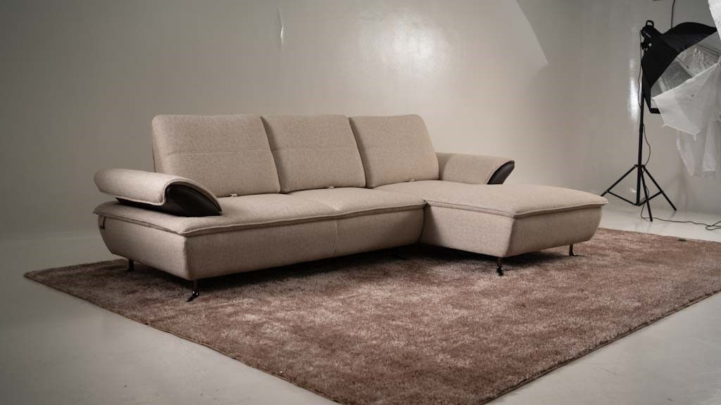 Aurora Hybrid Push-back Sofa