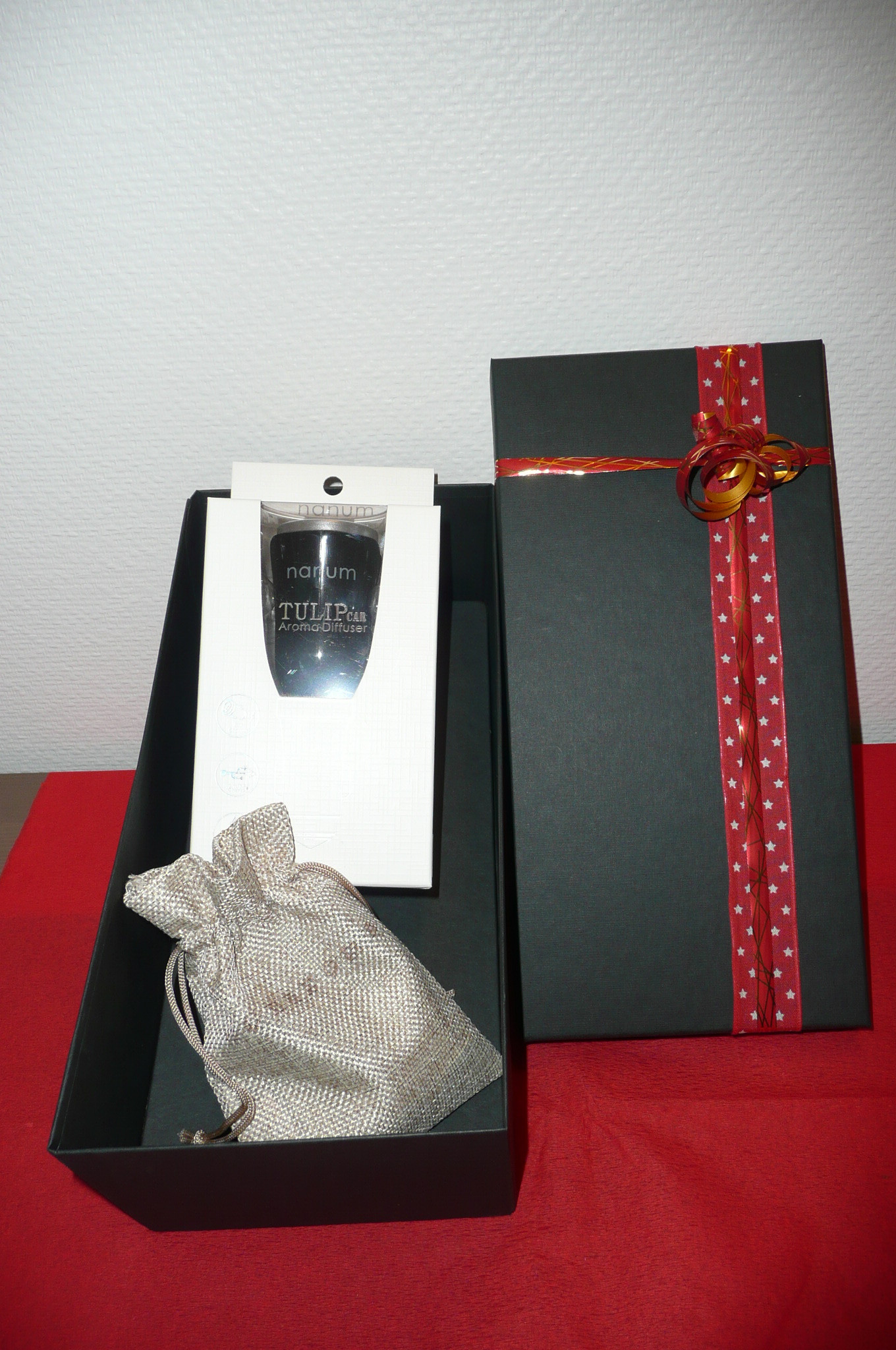 Coffret à diffuser en voiture pour "MONSIEUR" - 3 huiles + diffuseur