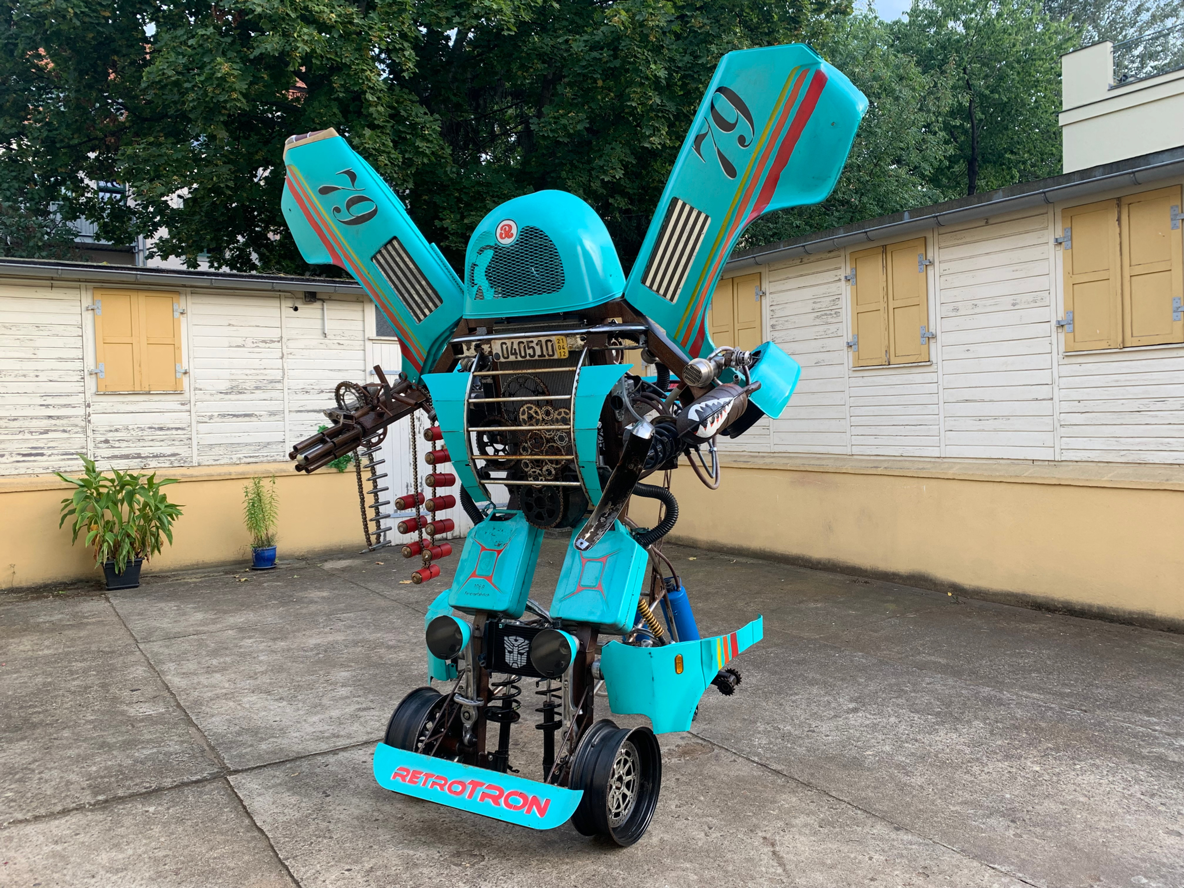 Auto Roboter Retro Tron 1.0 Turbolader Metall Kunst