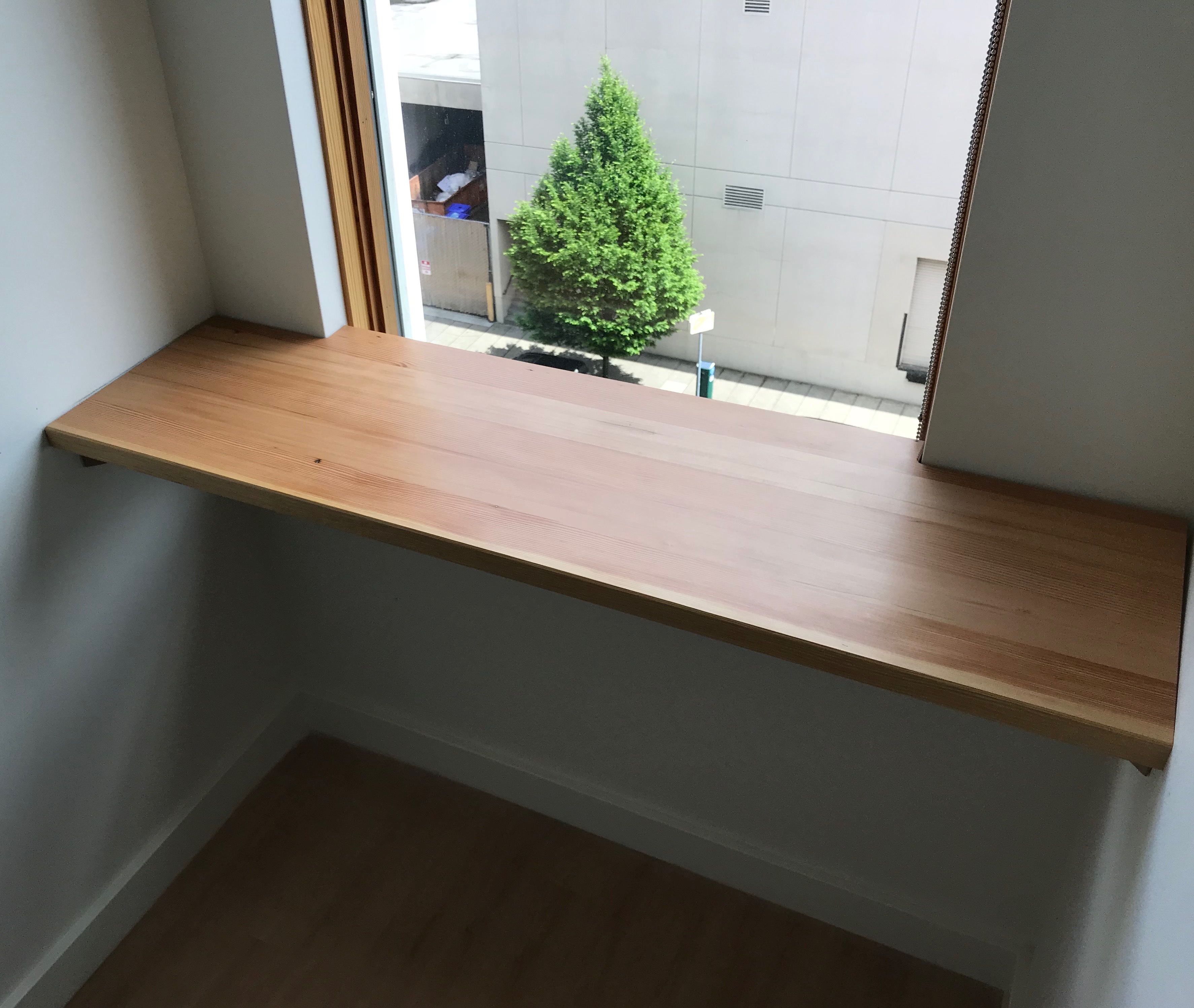 Built-in Desktop