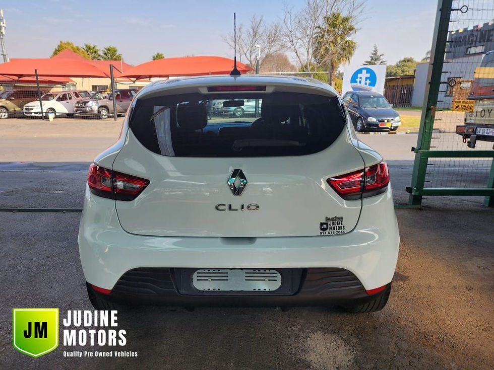 Thumbnail: 2014 Renault Clio IV 900T Expression