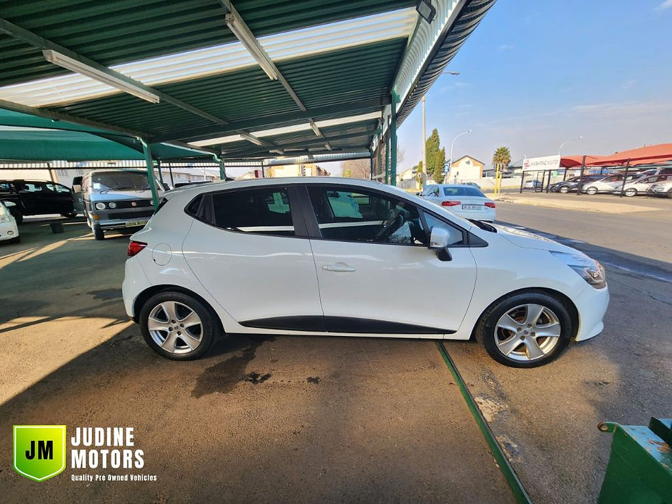 Thumbnail: 2014 Renault Clio IV 900T Expression