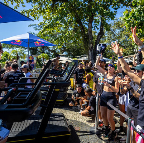 Red Bull 24 Horas reúne crews em ultramaratona de revezamento no Sambódromo do Anhembi