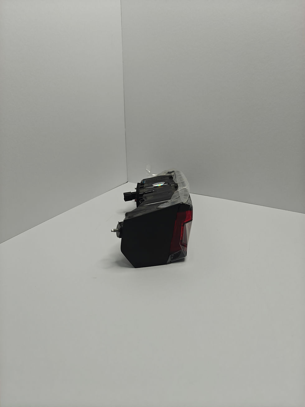 Miniatura: Lámpara Trasera Interna (RH) Geely Geometry E