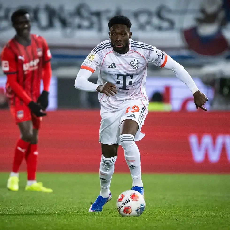 Alphonso Davies in Bayern Munich white jersey