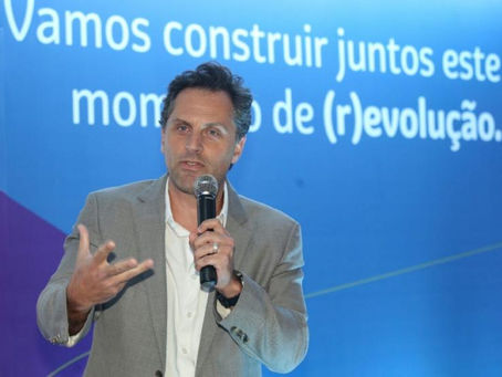 “A disrupção na educação acontece quando a relação entre aluno e aprendizado deixa de ser passiva”