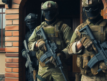 ФБР провело обшуки в будинках американців, пов'язаних з російськими державними