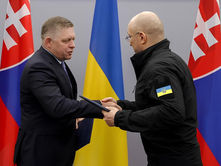Прем’єр Словаччини Роберт Фіцо приїхав на Закарпаття і вже зустрівся із Прем'єром України Денисом Шмигалем