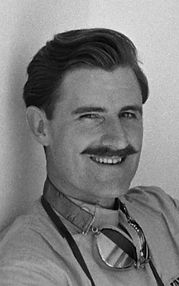 Graham Hill.jpg