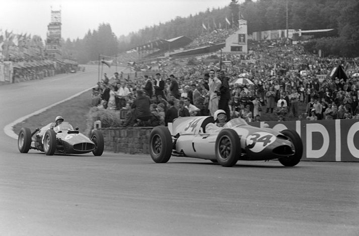 1959 Dutch Grand Prix racers on track with spectators