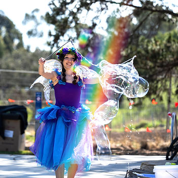 Corporate Large Bubbles2_edited_edited.jpg