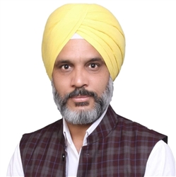 ਸੜਕ ਹਾਦਸੇ 'ਚ ਵਾਲ-ਵਾਲ ਬਚੇ ਵਿਧਾਇਕ , ਮਾਤਾ ਚਿੰਤਪੂਰਨੀ ਤੋਂ ਆਉਂਦਿਆਂ ਗੱਡੀ ਹੋਈ ਹਾਦਸਾ ਗ੍ਰਸਤ 