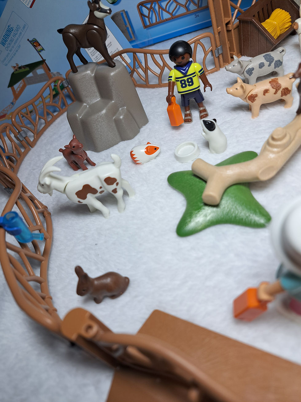 Miniaturbild: Playmobil 6635 City Life Streichelzoo