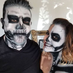 Skeleton airbrush makeups for a party tonight! Gig #1 of the day down
