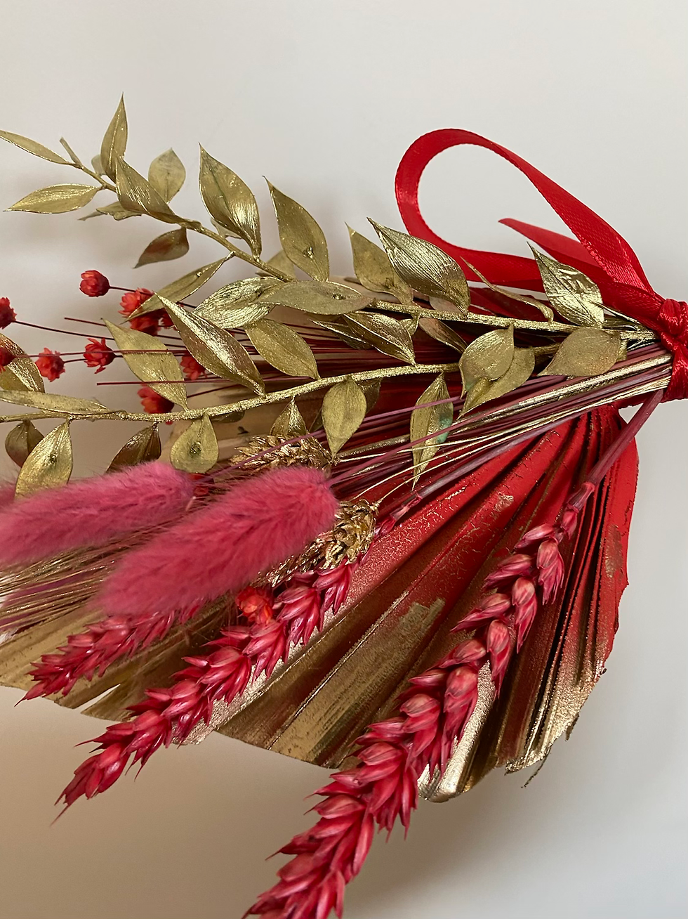 Thumbnail: Red and gold, Christmas, ruby anniversary 