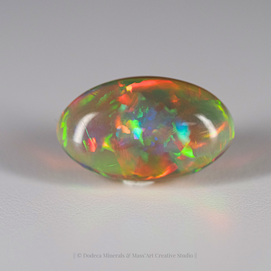 Opale Ethiopienne 9.55cts - Dodeca Minerals Switzerland