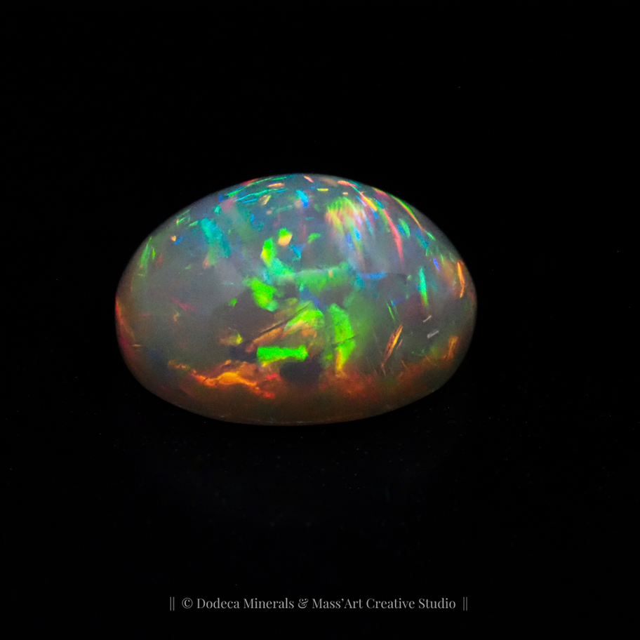 Opale Ethiopienne 11.89cts - Dodeca Minerals Switzerland 