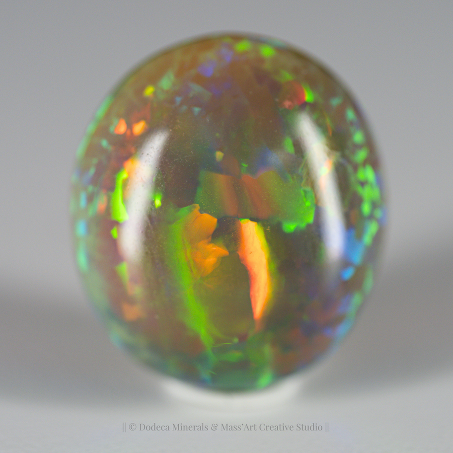 Opale Ethiopienne 11.33cts - Dodeca Minerals Switzerland