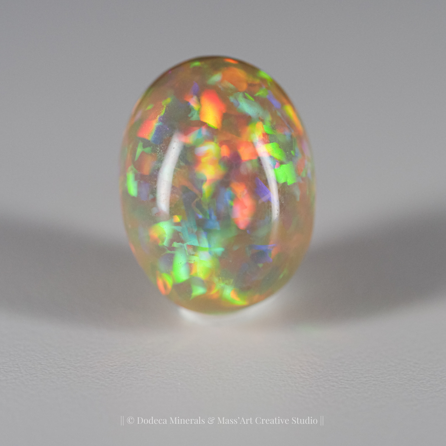 Opale Ethiopienne 11.89cts - Dodeca Minerals Switzerland 