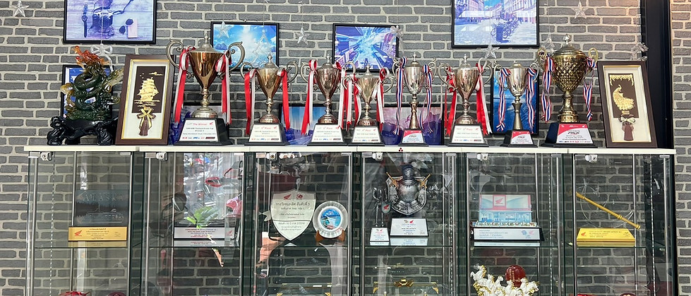 ถ้วยรางวัล, รางวัลบริการดีเด่น, ทวีทรัพย์ยานยนต์