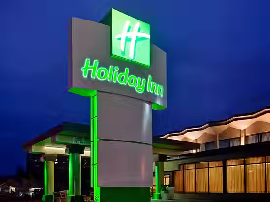 holiday-inn-sudbury-2532340796-4x3.avif
