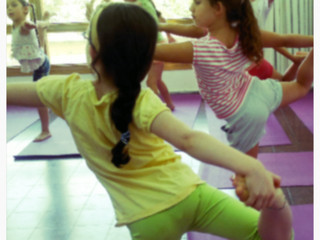 למה יוגה לילדים? אבישג שלר מסבירה