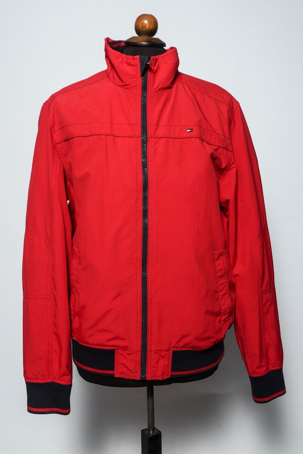 Red Men's Tommy Hilfiger Light Jacket