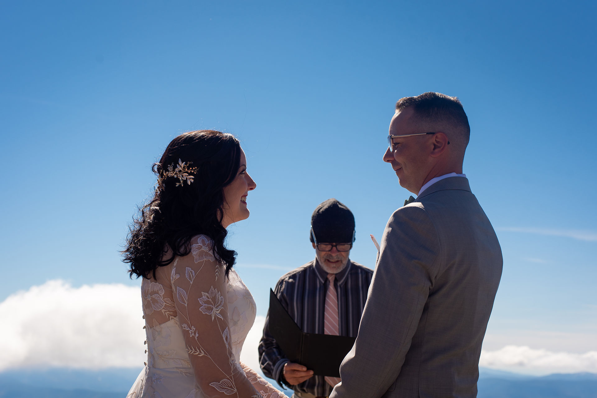 Intimate Wedding on Top of Mount Washington, NH