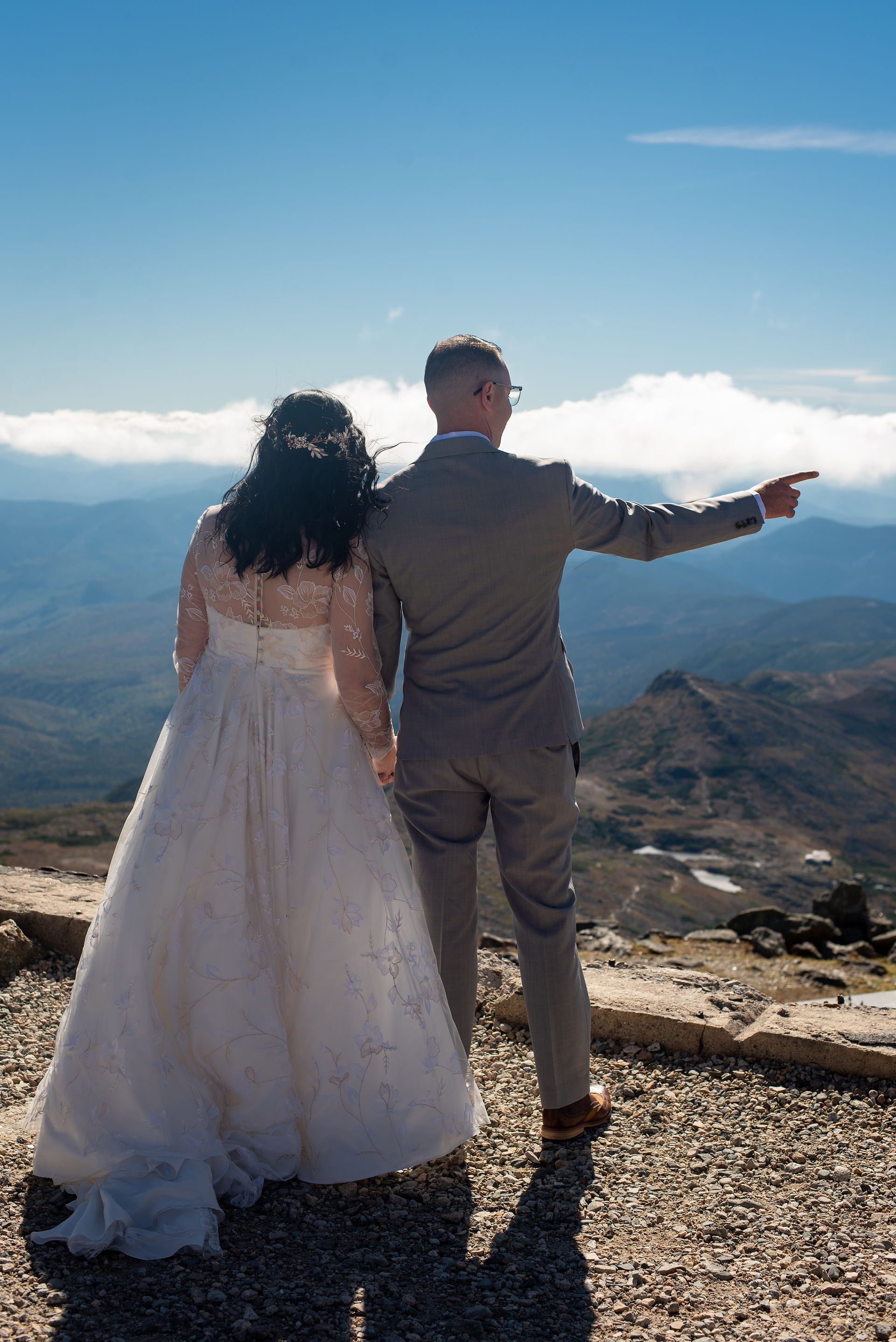 Intimate Wedding on Top of Mount Washington, NH