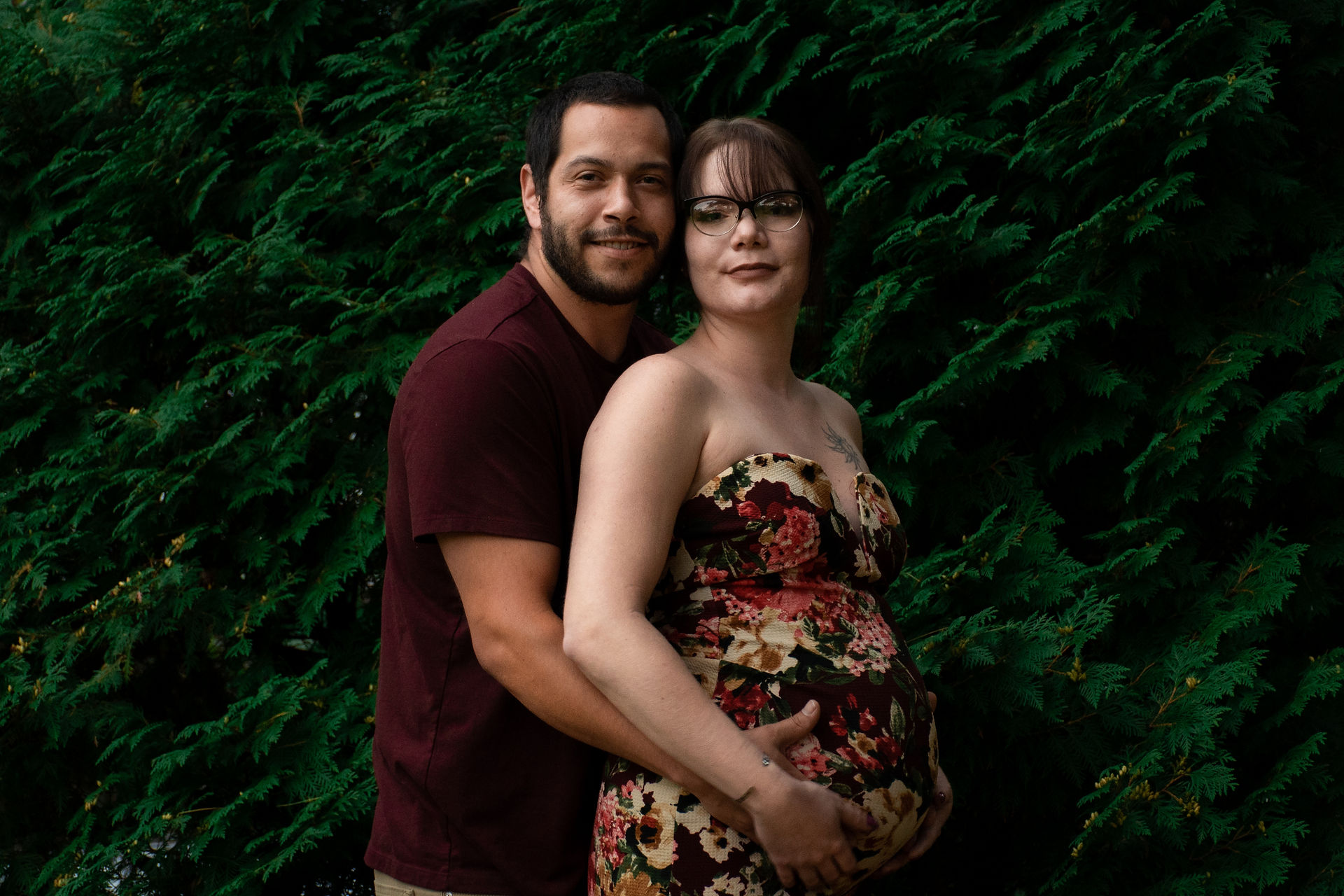 fall maternity session in Goffstown, New Hampshire!