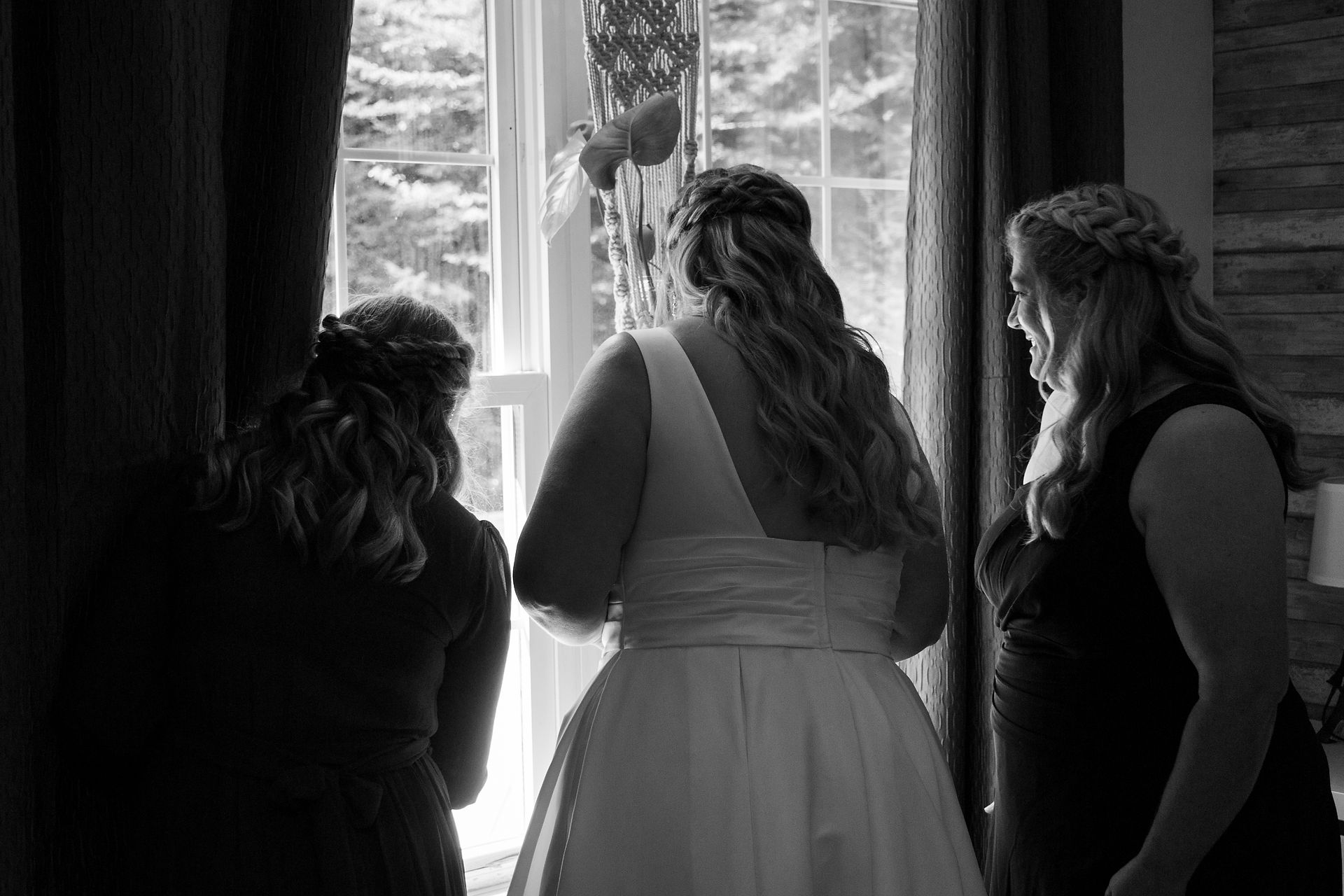 An intimate backyard wedding in Hillsboro, New Hampshire
